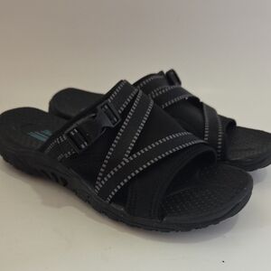 Skechers Slip-on Reggae Perfect Sandal Sz 7 Black Casual Walking Vacation